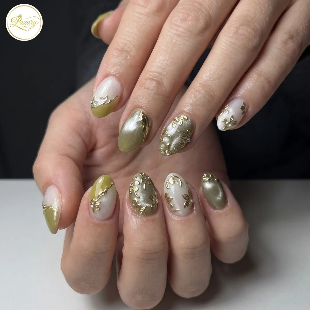 nail